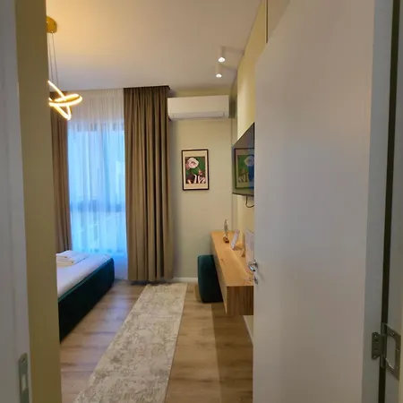 Nua Living Апартаменты Тирана